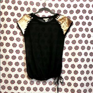 ❗3/$20❗Sheer Black Sequin Tee